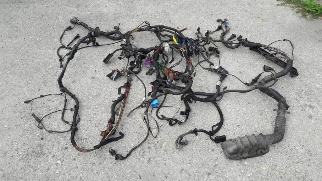 Wiązka elektryczna silnika Vectra B 1.8 16V – uniknij kosztownych napraw