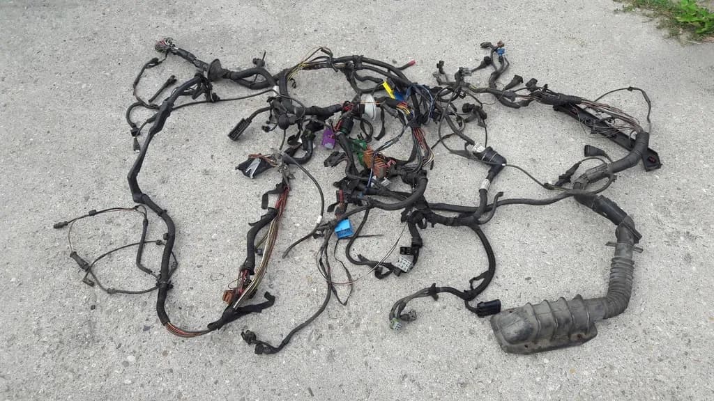 Wiązka elektryczna silnika Vectra B 1.8 16V – uniknij kosztownych napraw