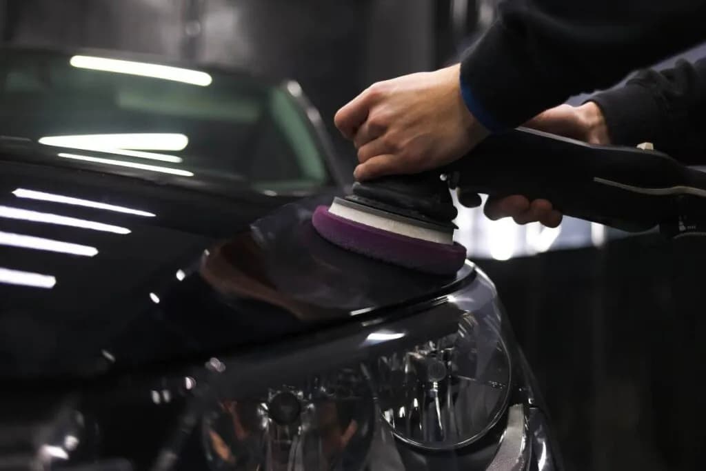 Czy warto woskować samochód? Odkryj korzyści i porady na ten temat