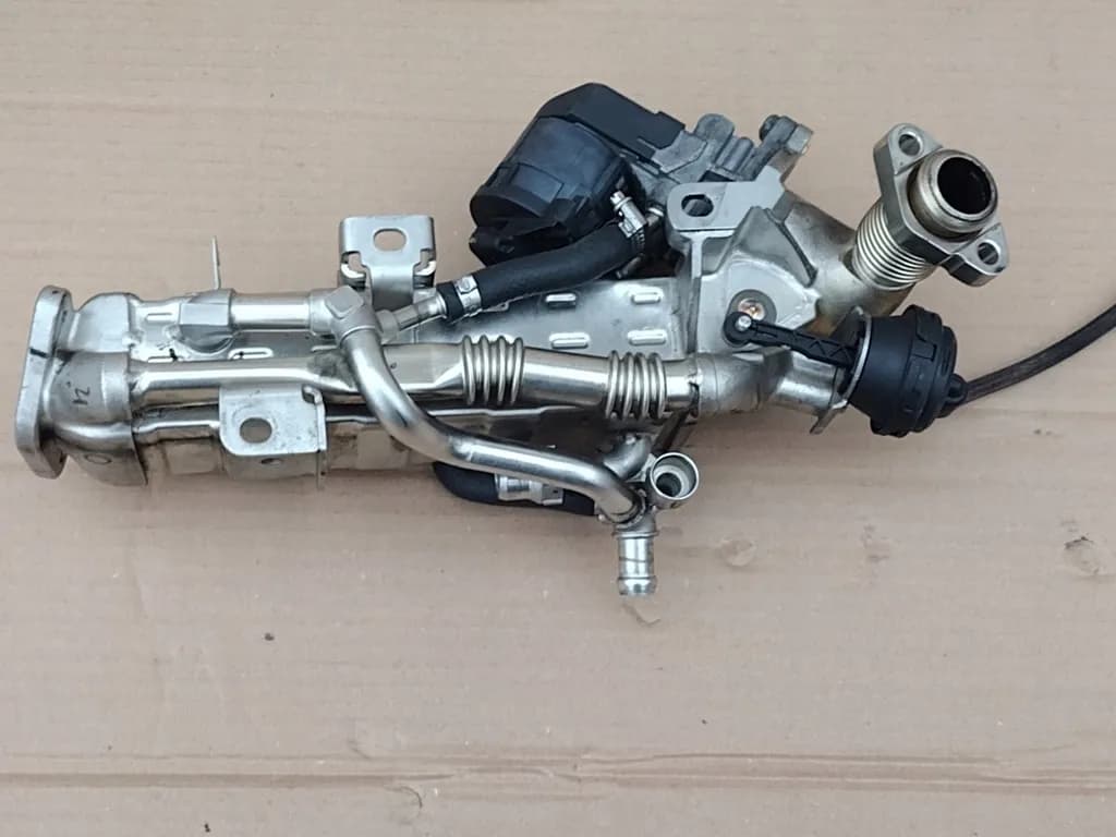 Chłodnica spalin do czego służy? Odkryj jej kluczowe funkcje