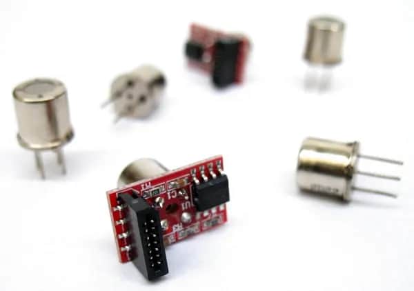 Jak działa alkomat świeczka? Zrozum mechanizm pomiaru alkoholu