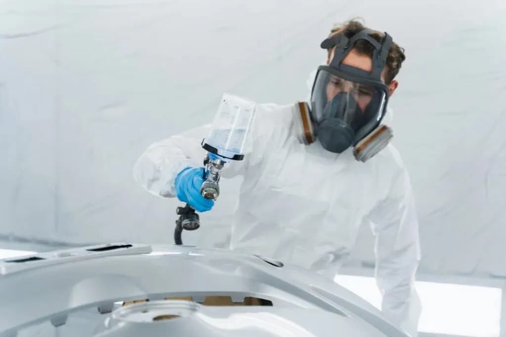 Ile za malowanie zderzaka? Poznaj ceny i ukryte koszty usług