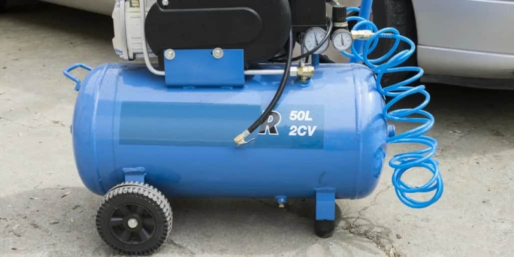 Najlepszy kompresor do malowania samochodu – uniknij błędów i oszczędzaj